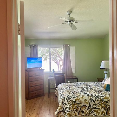 Vineyard Vista Suite With Tv And Private Bathroom Hemet Exterior foto